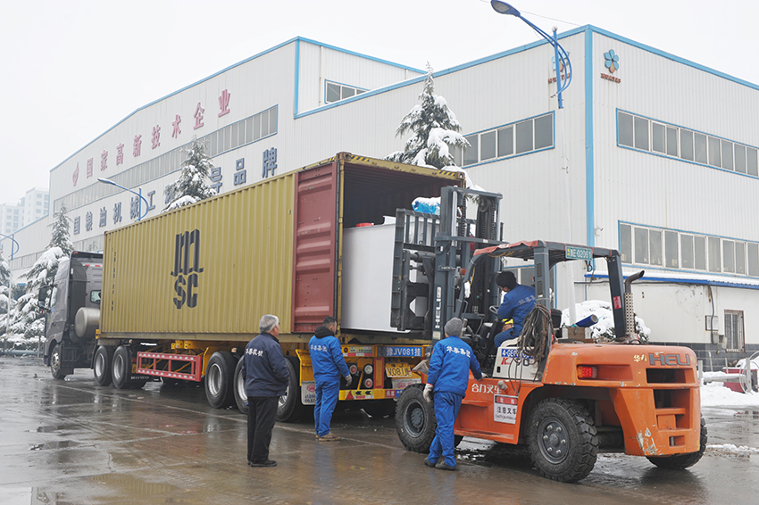 華泰集團(tuán)設(shè)計(jì)制造的50T/D大豆、花生、小黑籽預(yù)處理榨油，20T/D浸出，20T/D精煉項(xiàng)目發(fā)往埃塞俄比亞